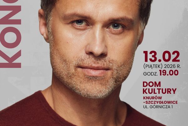 maciej zakoscielny z zespolem w domu kultury